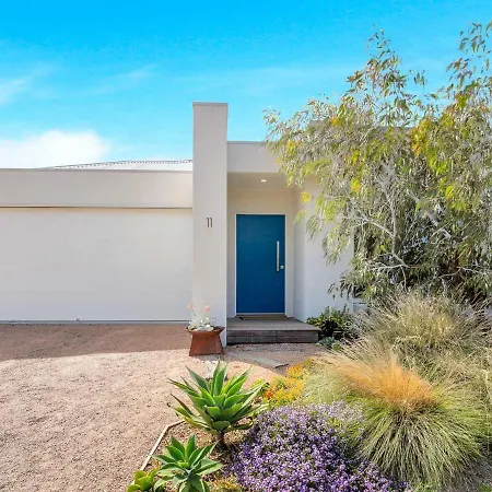 Blue Waves Villa Smiths Beach Exterior photo